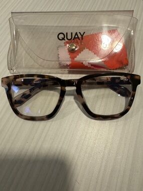 Quay Tortoiseshell Blue Light Glasses